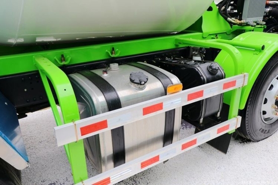 델롱 M3000 340HP 8X4 7.95 평방 콘크리트 믹서 트럭 고객 요구 사항