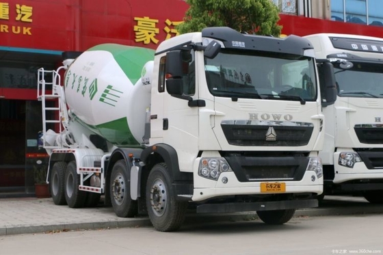 건축물 매장 사용된 시노트룩 HOWO T5G 340HP 8X4 7.37 평방 콘크리트 믹서 트럭
