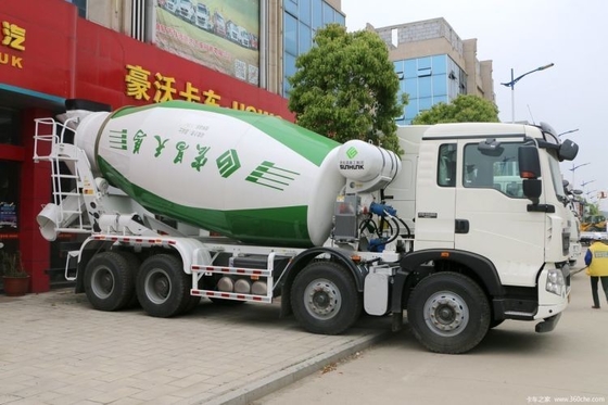 건축물 매장 사용된 시노트룩 HOWO T5G 340HP 8X4 7.37 평방 콘크리트 믹서 트럭