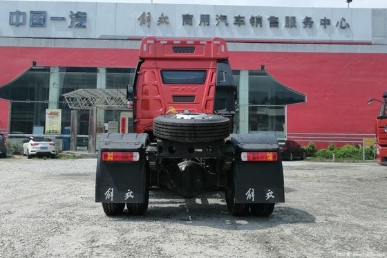 사용 된 Faw Jiefang J6M 350HP 4X2 트랙터 공기 서스펜션 운전자 좌석과 함께 무거운 트럭