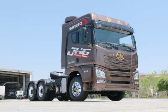 Jiefang JH6 6x4 4x2 8x4 공기 서스펜션 운전석과 멀티미디어 시스템