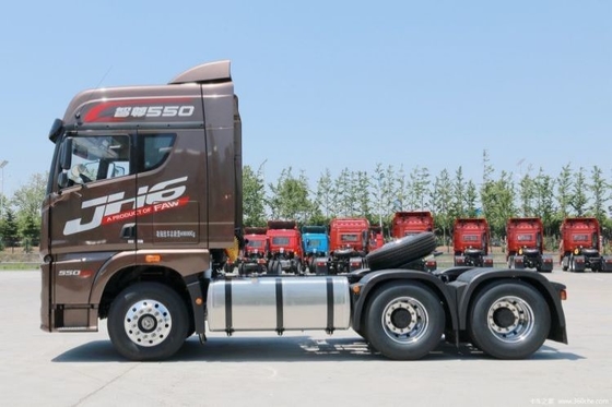 Jiefang JH6 6x4 4x2 8x4 공기 서스펜션 운전석과 멀티미디어 시스템