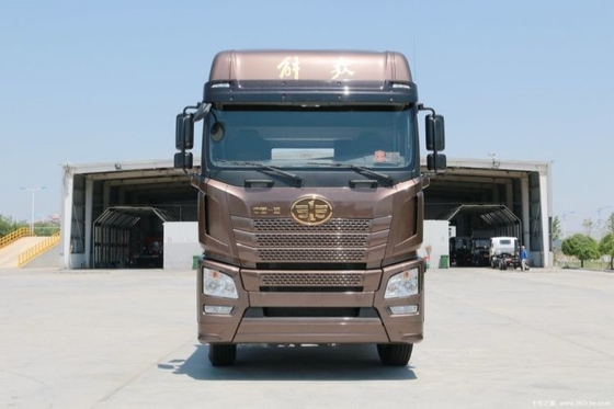 Jiefang JH6 6x4 4x2 8x4 공기 서스펜션 운전석과 멀티미디어 시스템