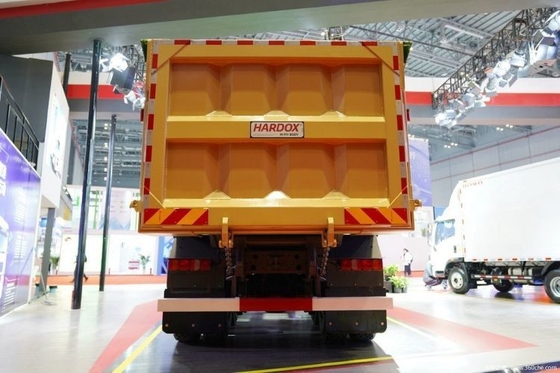 23 0 km Sinotruck SITRAK C7H 440HP 고속도로 화물 운송용 덤프 트럭 8X4 6X4 4X2