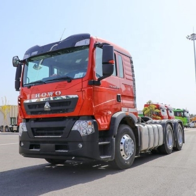 사용중인 SinotruK HOWO TX7 중형 트럭 LNG CNG 4*2 트랙션 트럭 물류 운송 차량