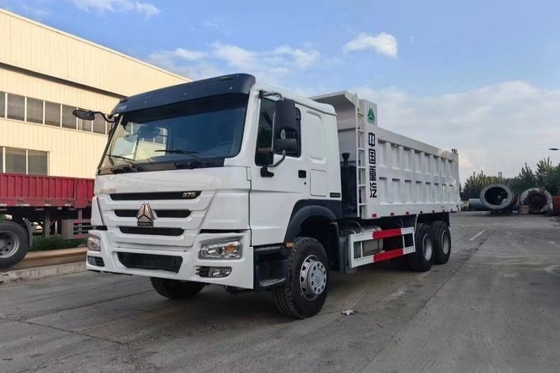 오른쪽 스티어링 국가 중량 트럭 사용 된 HOWOV7 6X4 440HP 덤프 트럭 5.8m 특수 자동차