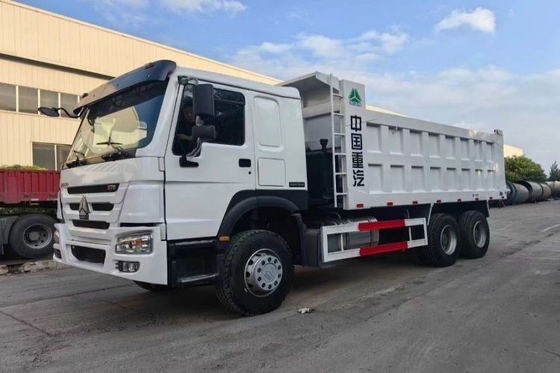 오른쪽 스티어링 국가 중량 트럭 사용 된 HOWOV7 6X4 440HP 덤프 트럭 5.8m 특수 자동차