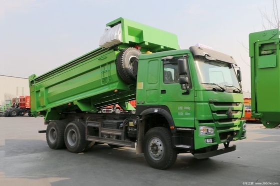 국가 중량 트럭 HOWO 6X4 371hp 2명의 승객을 위한 덤프 트럭 10개의 타이어 최고 340hp