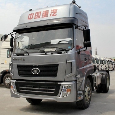 주식 사용 된 SinoTRUK 하우만 중량 트럭 특수 트럭 머리 4 * 2 6 * 4 트랙션 트럭 CHG LNG