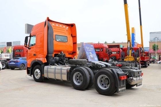 T7H HOWO 460 HP 6*4 4*2 ESC와 전자 안정 제어 장치가 있는 트랙션 트럭 헤드