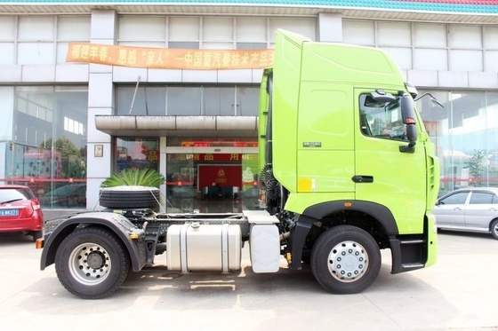360° 후방 카메라 시노트럭 HOWO T7H 440HP 4X2 트랙터 오른쪽 스티어링