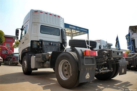 ACC 크루즈 컨트롤 시노트룩 스테이어 D7B 380HP 4X2 트랙션 트럭 헤드 6.21*2.496*3.875M