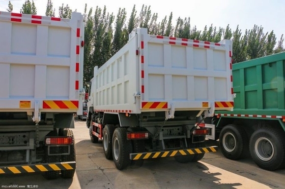 6.8X2.35X1.5 화물 탱크 8X4 371hp 375 hp HOWO-70 km 6x4 드라이브 휠과 함께 덤프 트럭