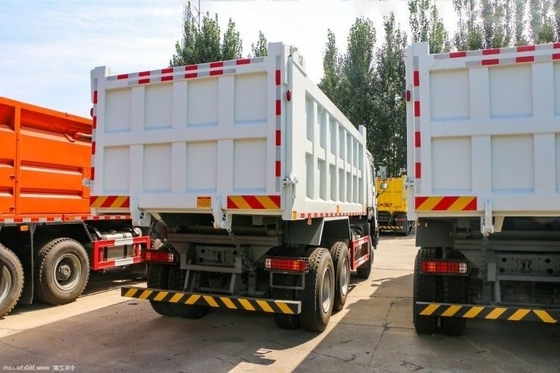 6.8X2.35X1.5 화물 탱크 8X4 371hp 375 hp HOWO-70 km 6x4 드라이브 휠과 함께 덤프 트럭