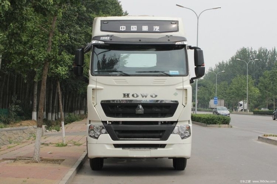 4X2 좌측 운전 Sinotruk HOWO T7H 440HP LNG 트랙터 트럭 16 전진