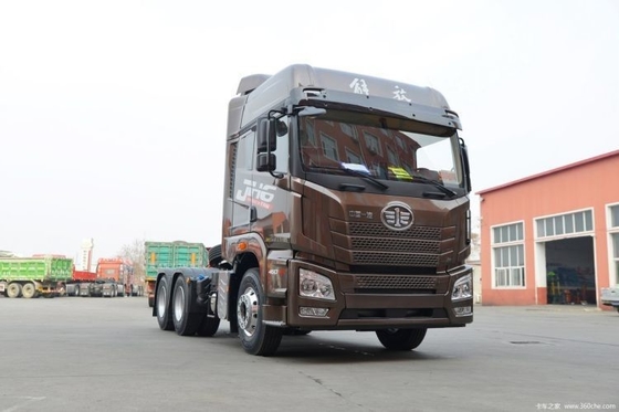 550HP 엔진 사용 된 부티크 칭다오 Jiefang JH6 중량 트럭 용량 31-40 톤