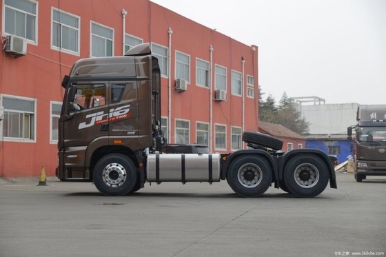 550HP 엔진 사용 된 부티크 칭다오 Jiefang JH6 중량 트럭 용량 31-40 톤