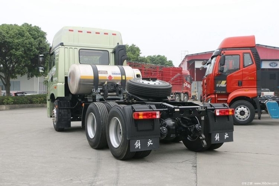 칭다오 Jiefang JH5 무거운 트럭 480 HP 6X4 LNG 트랙터 트럭 크루즈 컨트롤 ACC