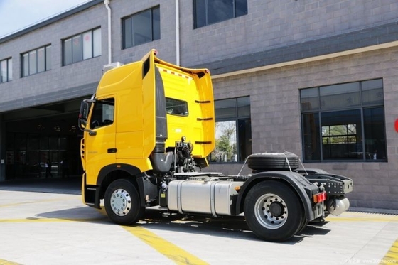 연료 유형 디젤 480HP 4X2 AMT 자동 변속기 SINOTRUCK HOWO T7H 무거운 트럭
