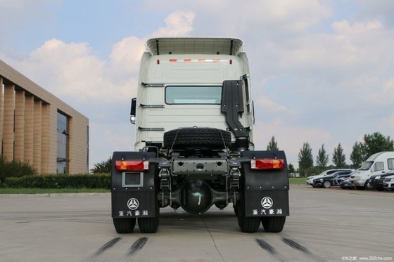 시노트럭 하오한 J5G 4X2 트랙터 트럭 340HP 및 300-400L 연료 탱크 용량