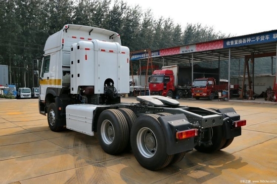 뜨거운 중고용 0 Km 국가 중량 트럭 HOWO 380 마력 6X4 CNG 트랙터 트럭