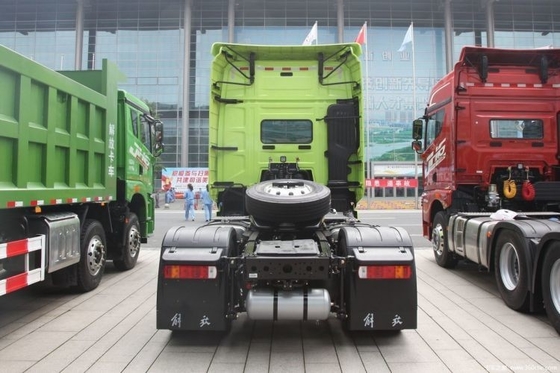 부티크 중고용 트럭 머리 FAW Jiefang J7 무거운 트럭 560HP 4X2 트랙터 트럭의 선택