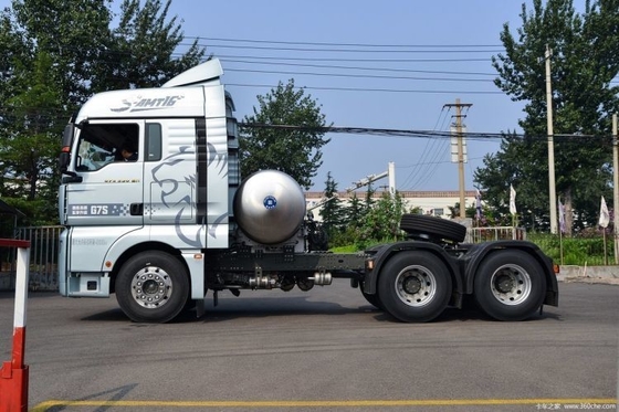 중고용 트럭 트랙터 헤드 Sinotruk SITRAK G7S 530 HP 6X4 LNG 느린 액체로 자동 변속기