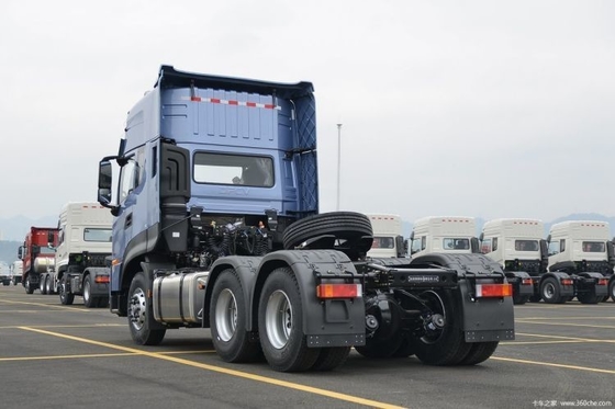 둥펑 티안롱 KL 465 HP 6X4 트랙터 트럭 머리가 큰 연료 탱크 용량