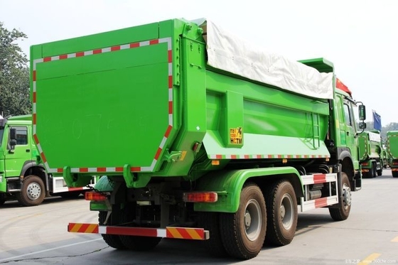6X4 6.8m HOWO 무거운 트럭 후방 카메라와 15500KG 총 차량 무게와 함께 덤프 트럭