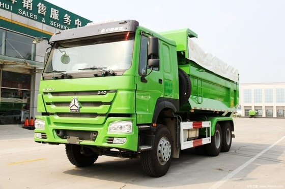 주식 사용 HOWO 340 HP 6X4 ABS와 2 역차 번호와 함께 5.6m 덤프 트럭