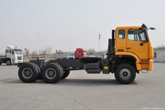사용된 SinotruK Haohan J5G 340hp 6X4 덤프 트럭 차시 300-400L 연료 탱크 용량