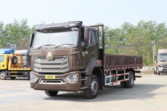 23 핫 부티크 중고차 SINOTRUCK HOWo NX 중간 카드 220hp 4X2 6.75m 허들 트럭