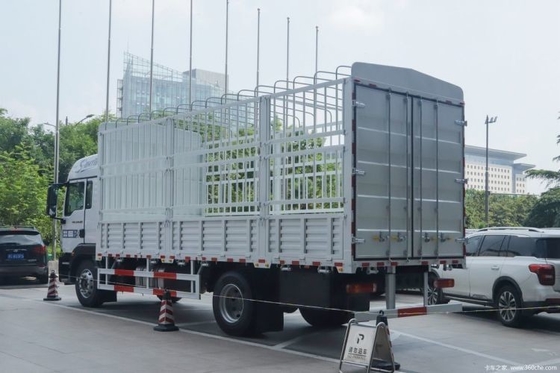 270 HP SINOTRUCK SITRAK G5S 럭셔리 4X2 6.8m AMT 자동 변속기 창고 트럭