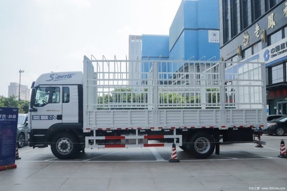 270 HP SINOTRUCK SITRAK G5S 럭셔리 4X2 6.8m AMT 자동 변속기 창고 트럭
