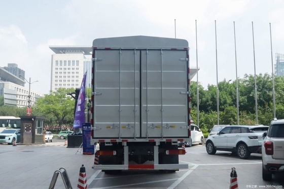 270 HP SINOTRUCK SITRAK G5S 럭셔리 4X2 6.8m AMT 자동 변속기 창고 트럭