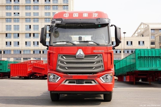 중량 자동차용 HOWO NX 6X4 트랙터 ≥600L 연료 탱크 용량 및 자동 창문