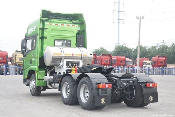 오른손 운전 셰크만 헤비 카드론 X3000 430 HP 6X4 LNG 트랙터 트럭 자동