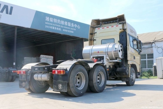 Shaanxi 중량 트럭 F3000 X3000 6x4 트랙터 ESC와 2 개의 역변속기가 조작을 용이하게합니다.