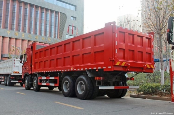 중고품 부티크 0km Sinotruk HOWO T7H 12.00R20 타이어와 무거운 트럭