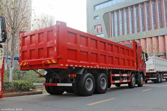 중고품 부티크 0km Sinotruk HOWO T7H 12.00R20 타이어와 무거운 트럭