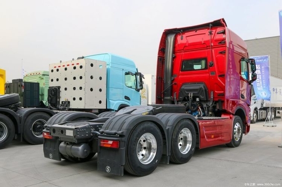 Shaanxi Auto X6000 560HP 6X4 자동 견인 트럭 머리 ≥600L 연료 탱크 용량
