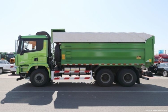 사용 된 샤크만 델롱 X3000 400 HP 6X4 5.8m 공기 서스펜션 운전석과 함께 덤프 트럭